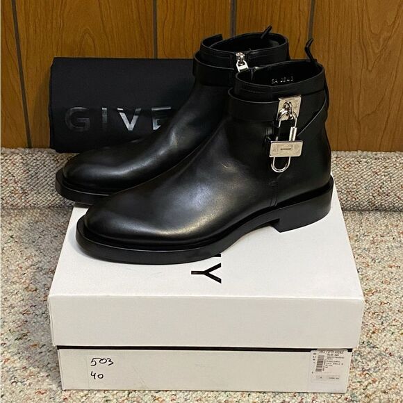 Givenchy Padlock Ankle Leather Boots size 40 - Picture 12 of 14
